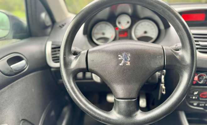 Peugeot 207 SW ESCAPADE 1.6 16V Flex 5p 2010 Flex-5
