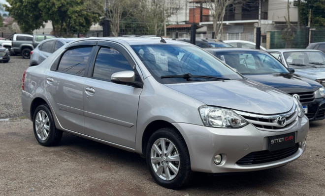 Toyota ETIOS XLS 1.5 Flex 5p Aut. 2017 Flex-0