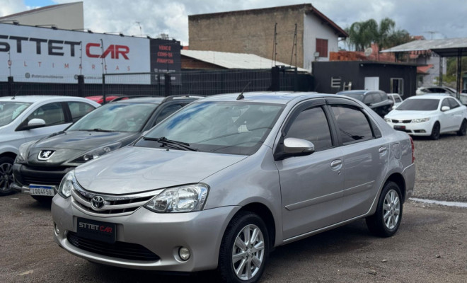 Toyota ETIOS XLS 1.5 Flex 5p Aut. 2017 Flex
