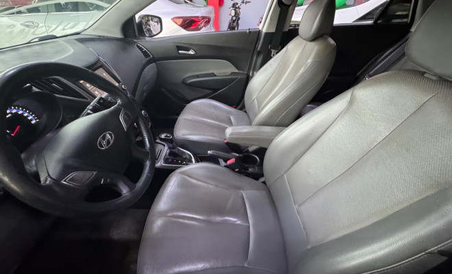 Hyundai HB20S Premium 1.6 Flex 16V Aut. 4p 2016 Flex-6