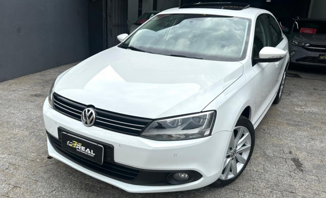 VW - VolksWagen JETTA Comfortline 2.0 T.Flex 8V 4p Tipt. 2014 Flex