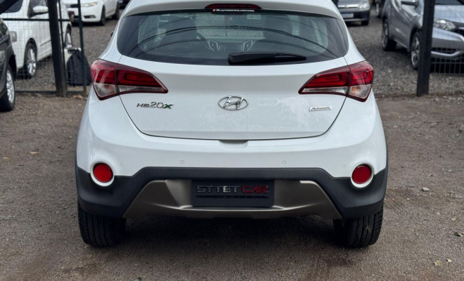 Hyundai HB20X Premium 1.6 Flex 16V Aut. 2017 Flex-4