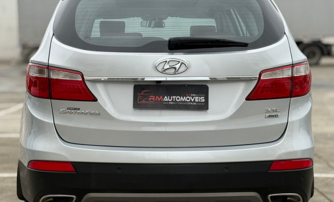 Hyundai Grand Santa Fé  3.3 V6 4X4 Tiptronic 2014 Gasolina-4