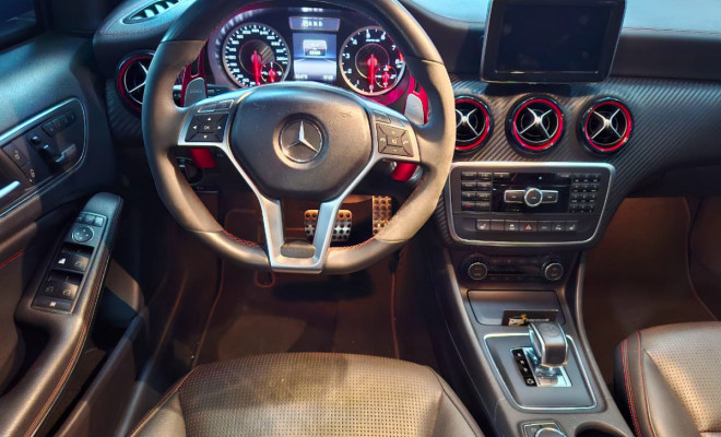 Mercedes-Benz Classe A45 AMG 4MATIC 2.0 Turbo Aut. 2014 Gasolina-22