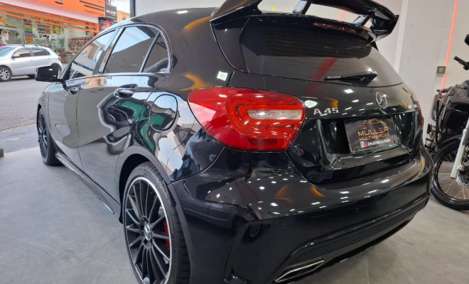 Mercedes-Benz Classe A45 AMG 4MATIC 2.0 Turbo Aut. 2014 Gasolina-4