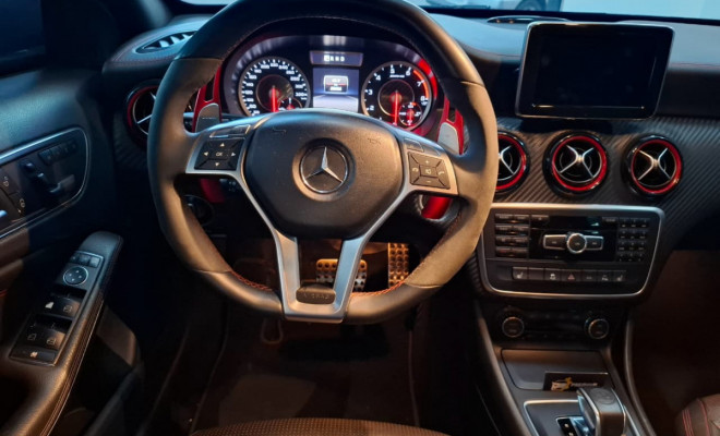 Mercedes-Benz Classe A45 AMG 4MATIC 2.0 Turbo Aut. 2014 Gasolina-23