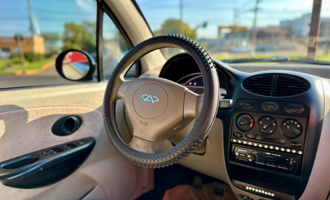 Caoa Chery/Chery QQ 1.1/1.0 12V 69cv 5p 2013 Gasolina-6