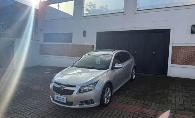 GM - Chevrolet CRUZE HB Sport LTZ 1.8 16V FlexP. 5p Aut 2014 Flex-1