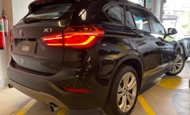 BMW X1 SDrive 20i 2.0 TB Active Flex Aut. 2018-0