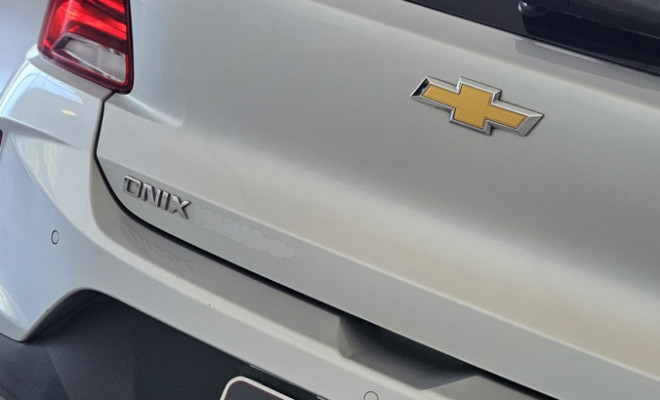 GM - Chevrolet ONIX HATCH LTZ 1.0 12V TB Flex 5p Aut. 2020 Flex-17