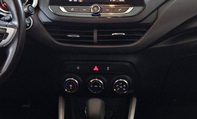 GM - Chevrolet ONIX HATCH LTZ 1.0 12V TB Flex 5p Aut. 2020 Flex-11