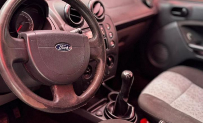 Ford Fiesta Sed. 1.6 8V Flex 4p 2012 Flex-4