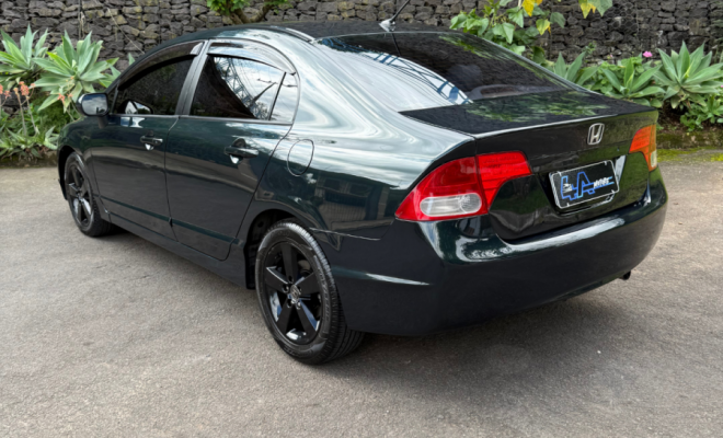 Honda Civic Sedan LXS 1.8/1.8 Flex 16V Mec. 4p 2008 Flex-11