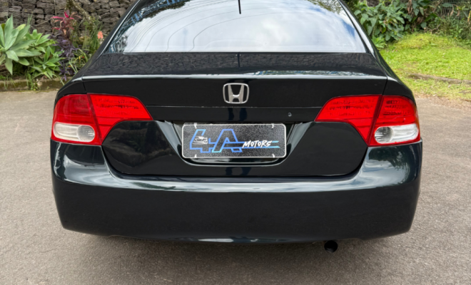 Honda Civic Sedan LXS 1.8/1.8 Flex 16V Mec. 4p 2008 Flex-12