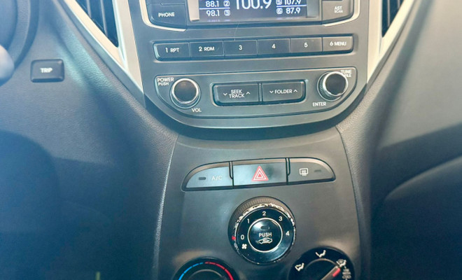Hyundai HB20 Unique 1.0 Flex 12V Mec. 2019 Flex-4