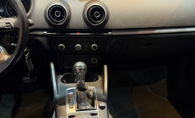 Audi A3 Sportback 1.4 TFSI S-tronic 2014 Gasolina-9