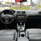 VW - VolksWagen JETTA Highline 2.0 TSI 16V 4p Tiptronic 2011 Flex