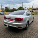 VW - VolksWagen JETTA Highline 2.0 TSI 16V 4p Tiptronic 2011 Flex