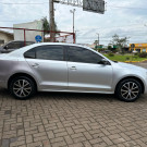 VW - VolksWagen JETTA Highline 2.0 TSI 16V 4p Tiptronic 2011 Flex