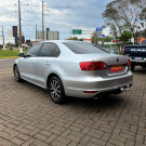 VW - VolksWagen JETTA Highline 2.0 TSI 16V 4p Tiptronic 2011 Flex
