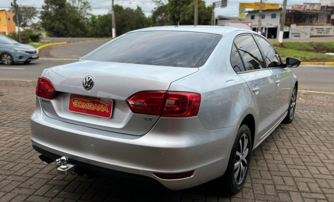 VW - VolksWagen JETTA Highline 2.0 TSI 16V 4p Tiptronic 2011 Flex-3