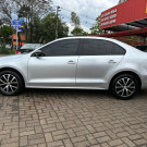 VW - VolksWagen JETTA Highline 2.0 TSI 16V 4p Tiptronic 2011 Flex