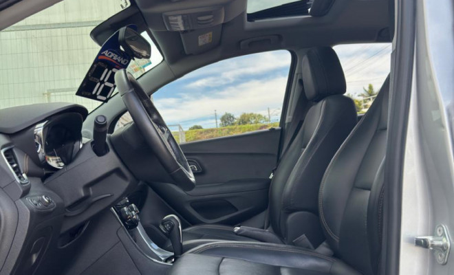 TRACKER Premier 1.4 Turbo Aut 2018 – O SUV premium que combina potência, tecnologia e sofisticação!-4