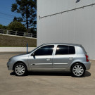 Clio Privilège 1.6 2006 – O hatch completo e confiável para o seu dia a dia!