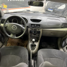 Renault SYMBOL Privilège Hi-Flex 1.6 16V 4p 2010 Flex