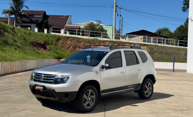 Duster 1.6 Expression Outdoor 2015 – A SUV robusta e versátil para todas as suas aventuras!