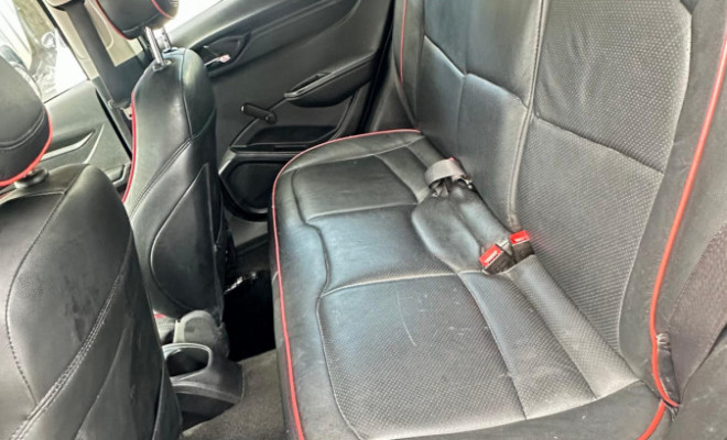 GM - Chevrolet ONIX HATCH LT 1.4 8V FlexPower 5p Mec. 2013 Flex-9