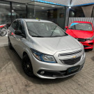 GM - Chevrolet ONIX HATCH LT 1.4 8V FlexPower 5p Mec. 2013 Flex-0