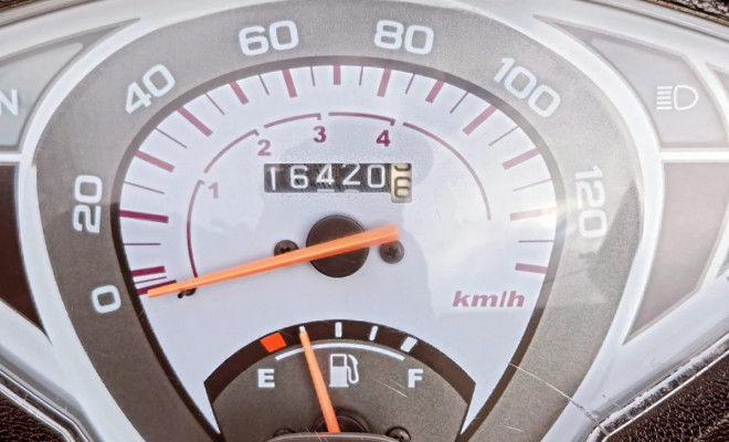 HONDA BIZ 100cc ES ano 2015-1