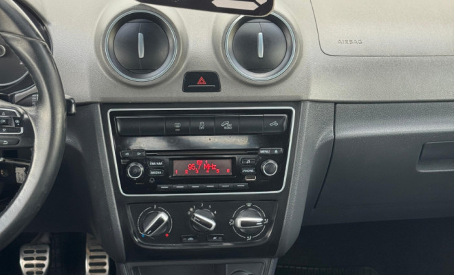 SAVEIRO CROSS 1.6 CD 2016 – A picape aventureira que une robustez, estilo e conforto!-6