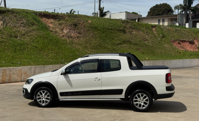 SAVEIRO CROSS 1.6 CD 2016 – A picape aventureira que une robustez, estilo e conforto!-11