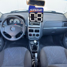 Com apenas 96 mil km rodados, completo, motor 1.4, rodas de liga leve.