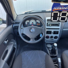 Com apenas 96 mil km rodados, completo, motor 1.4, rodas de liga leve.