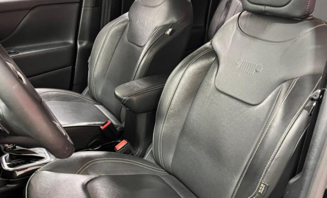 Jeep Renegade Long. T270 1.3 TB 4x2 Flex Aut. 2024 Flex-12