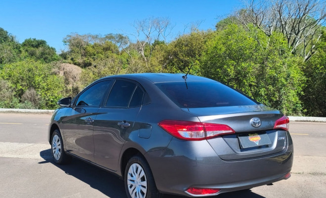 Toyota YARIS XL Sedan 1.5 Flex 16V 4p Aut. 2023 Flex-3