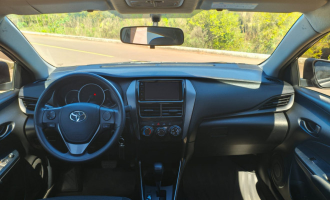 Toyota YARIS XL Sedan 1.5 Flex 16V 4p Aut. 2023 Flex-2