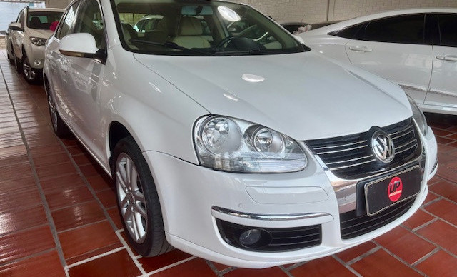 VW - VolksWagen JETTA 2.5 20V 150/170cv Tiptronic 2010 Gasolina-2