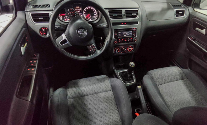 VW - VolksWagen Fox 1.0 Mi Total Flex 8V 5p 2014 Flex-10