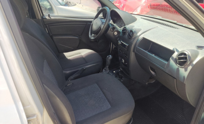 Renault LOGAN Authentique Hi-Flex 1.0 16V 4p 2009 Flex-6