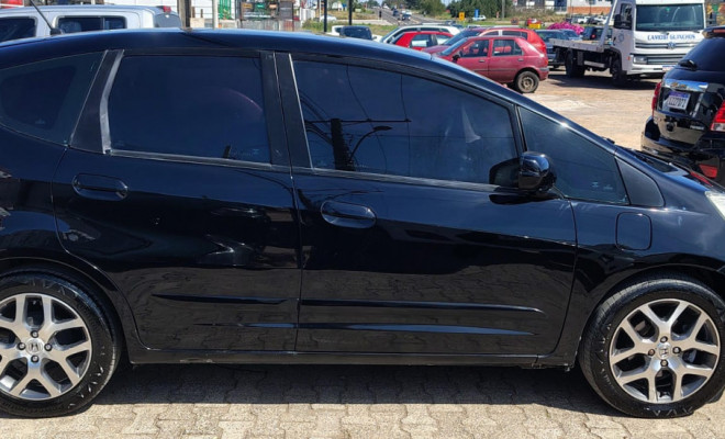 Honda Fit LX 1.4/ 1.4 Flex 8V/16V 5p Mec. 2010 Flex-2