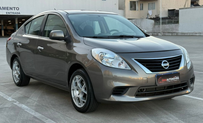 Nissan VERSA SV 1.6 16V Flex Fuel 4p Mec. 2012 Flex-1