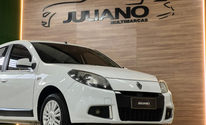 Renault SANDERO Privilège Hi-Flex 1.6 8V 5p 2013 Flex-10