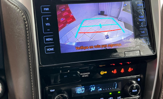 Toyota Hilux SW4 SRX 4x4 2.8 TDI 16V Dies. Aut. 2019 Diesel-12