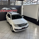Toyota Hilux SW4 SR 4x2 2.7/2.7 Flex 16V Mec. 2015 Flex