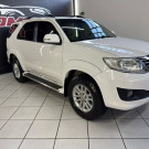 Toyota Hilux SW4 SR 4x2 2.7/2.7 Flex 16V Mec. 2015 Flex