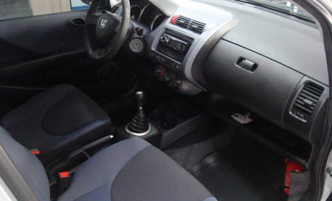 Honda Fit LX 1.4/ 1.4 Flex 8V/16V 5p Mec. 2005 Flex-6